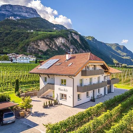 Haus Stolz Bed & Breakfast Appiano Sulla Strada Del Vino Eksteriør bilde