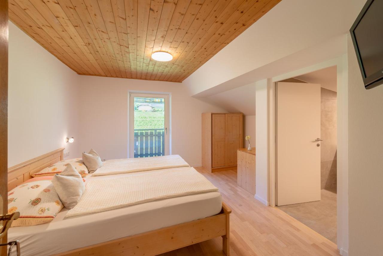 Haus Stolz Bed & Breakfast Appiano Sulla Strada Del Vino Eksteriør bilde