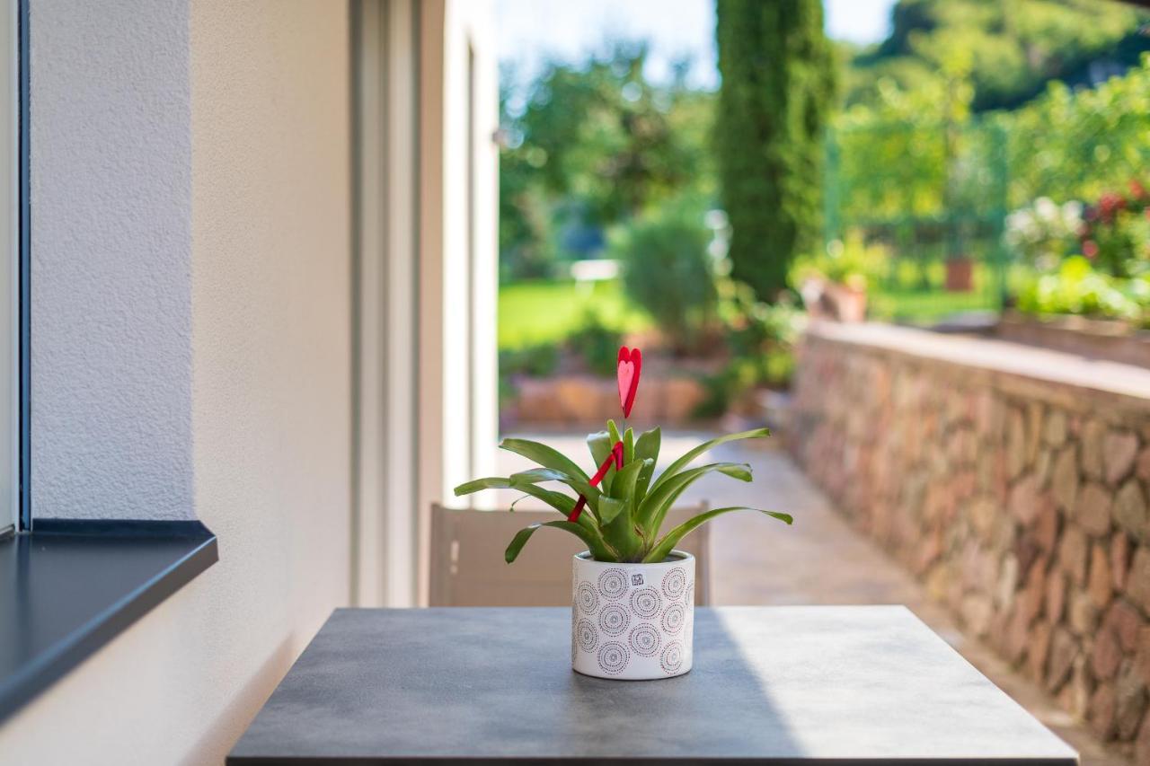 Haus Stolz Bed & Breakfast Appiano Sulla Strada Del Vino Eksteriør bilde