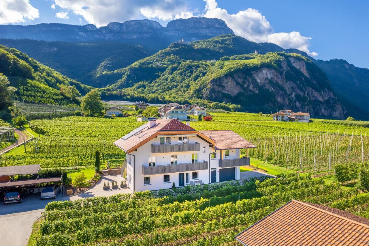Haus Stolz Bed & Breakfast Appiano Sulla Strada Del Vino Eksteriør bilde